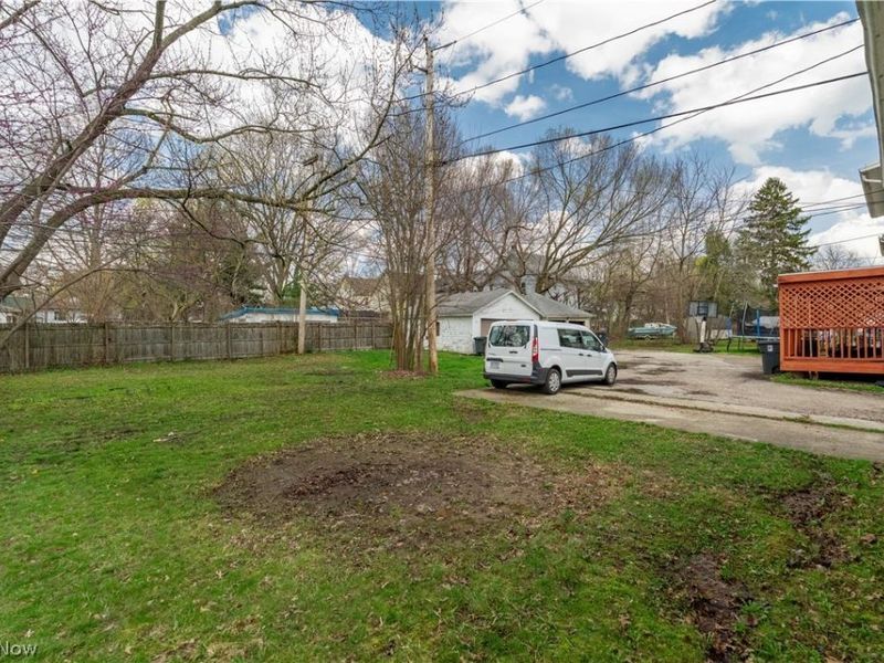 341 E Archwood Avenue, Akron, OH 44301 Photo 27