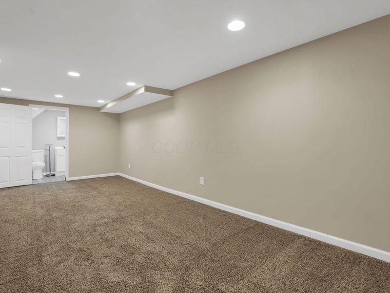 3039 Dresden Street, Columbus, OH 43224 Photo 23