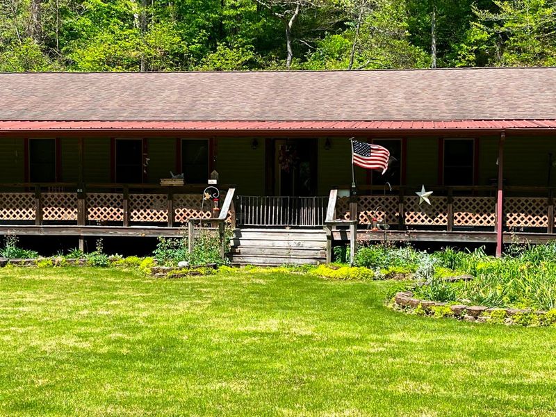 8395 Township Road 390, Corning, OH 43730 Photo 1