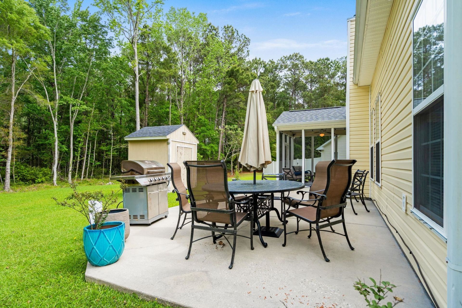 100 Rocko Dr.  Photo 34