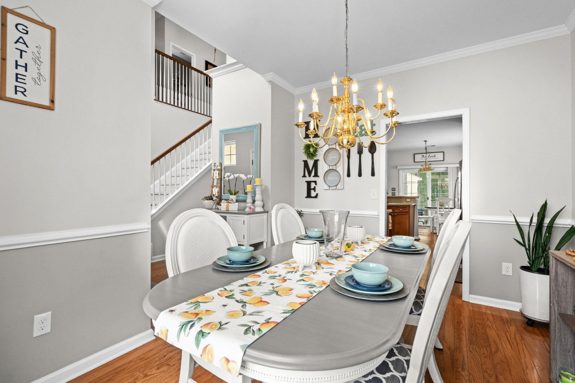 100 Rocko Dr.  Photo 4