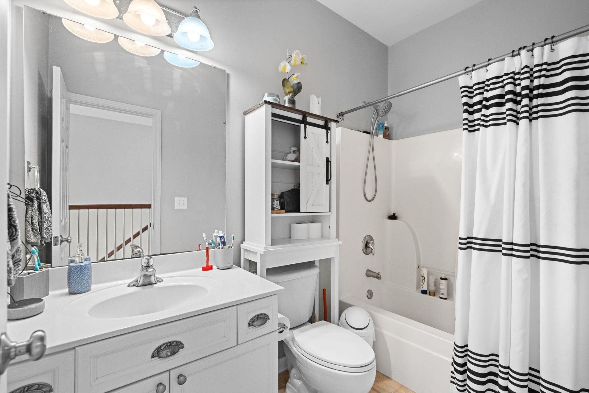 100 Rocko Dr.  Photo 47