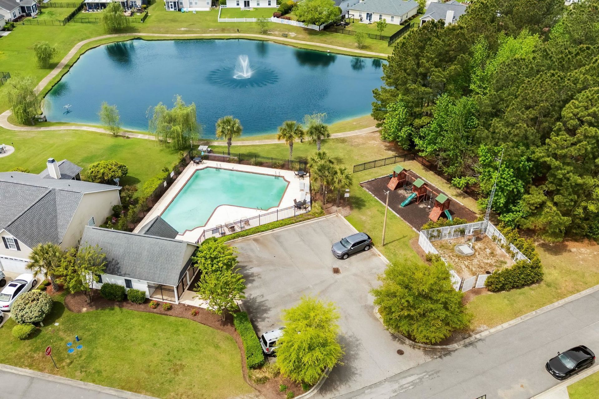 100 Rocko Dr.  Photo 55