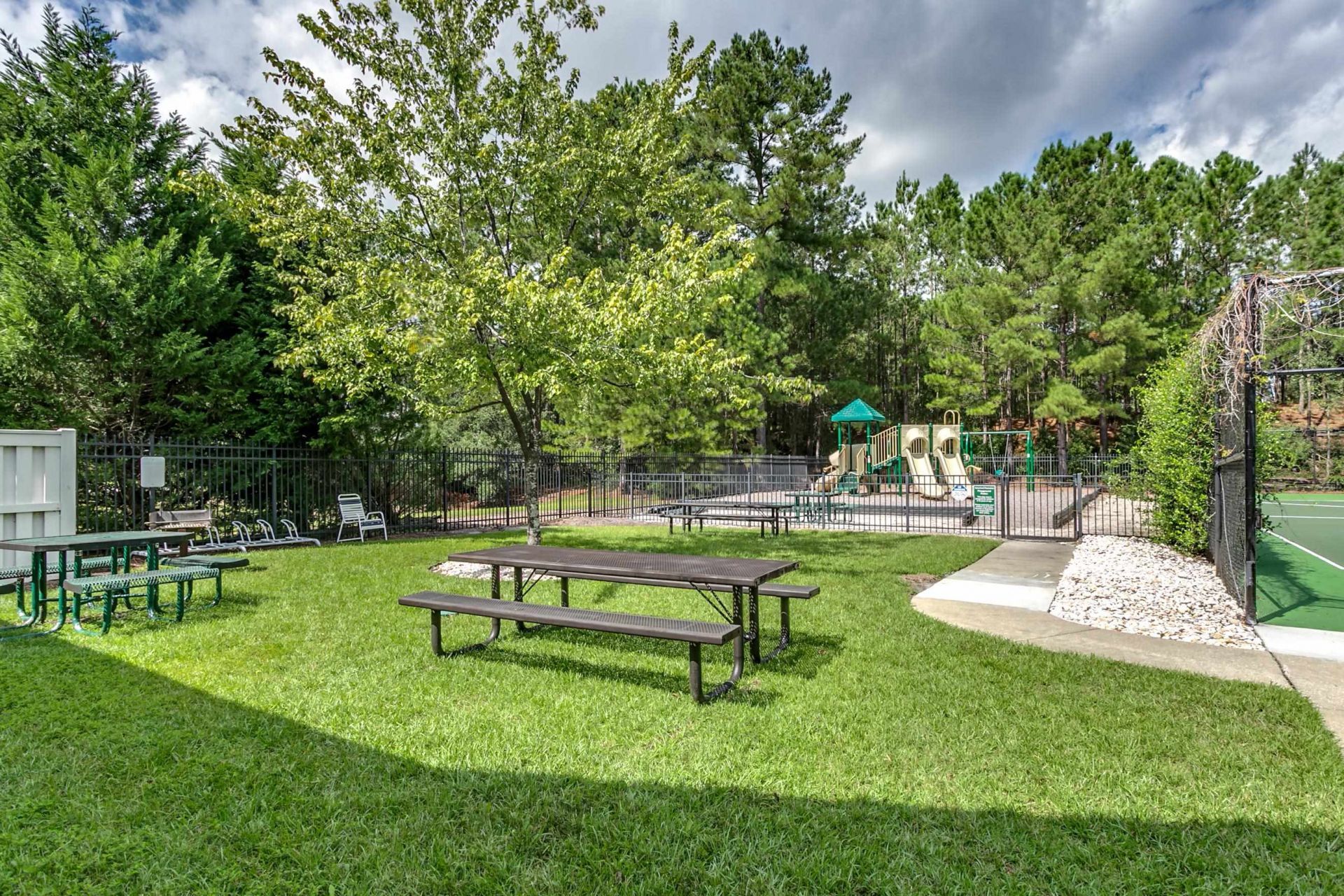 8101 Moonstruck Ct. Photo 53