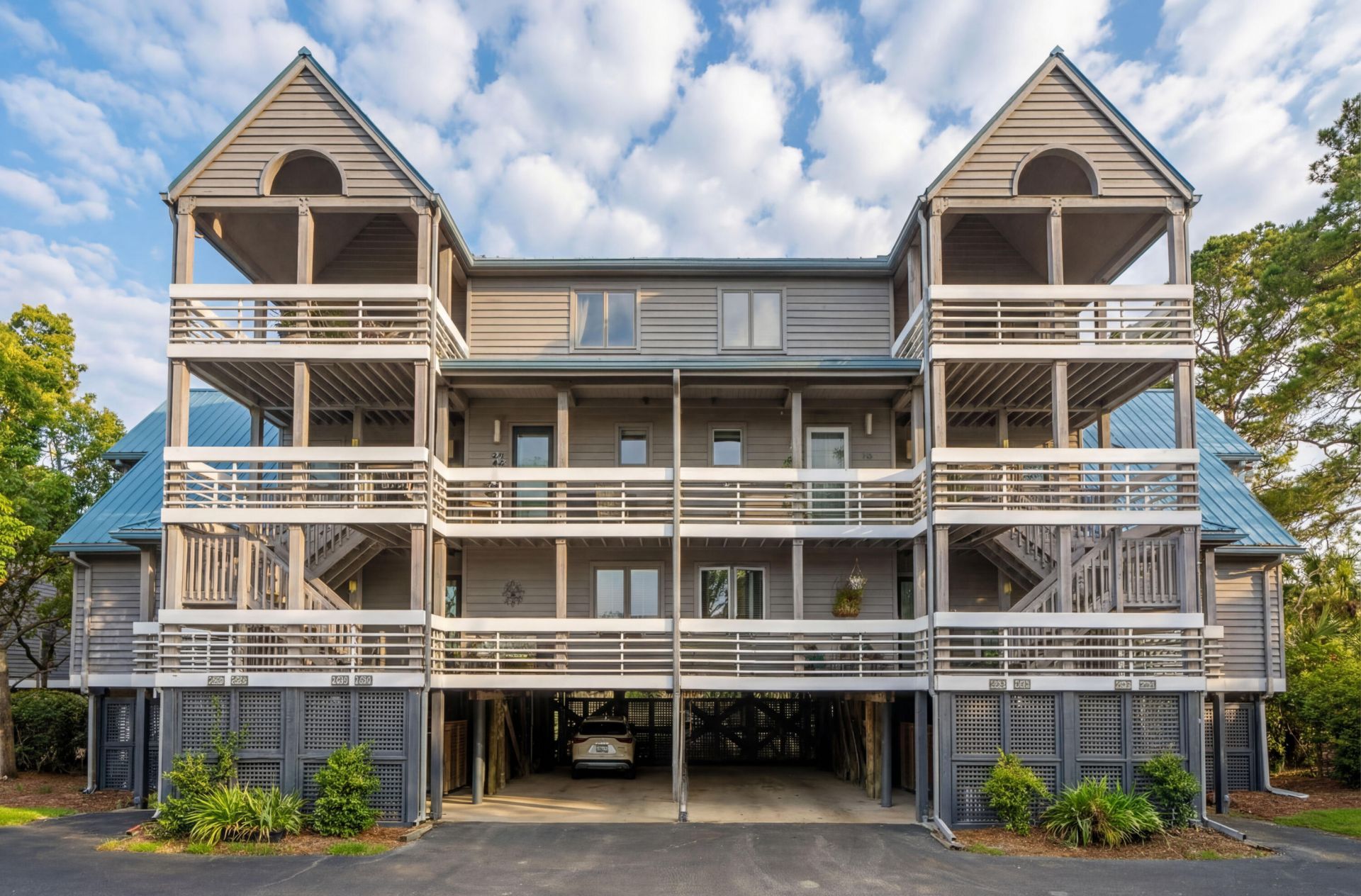 2412 Racquet Club Drive Photo 11