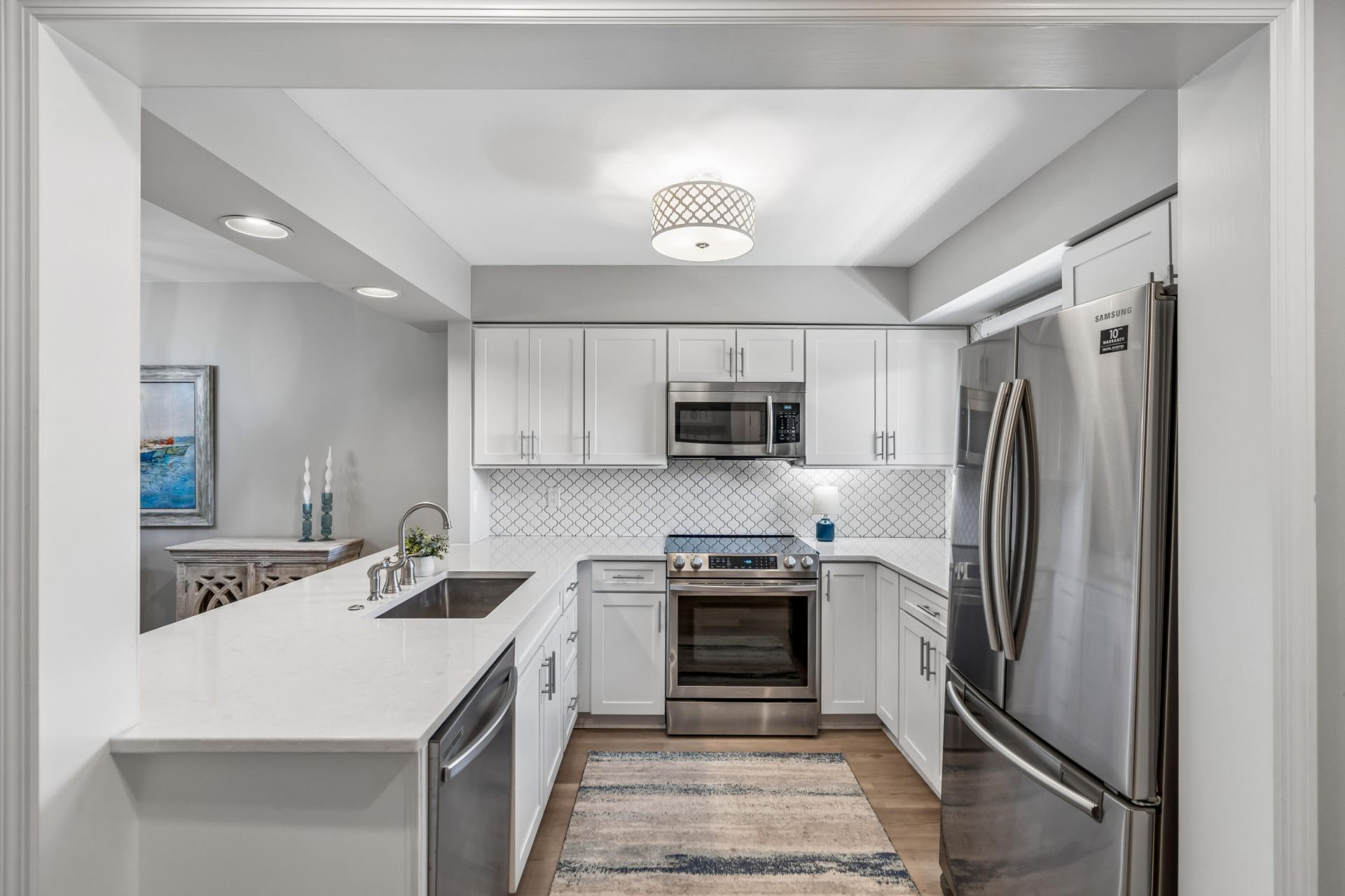 2412 Racquet Club Drive Photo 16