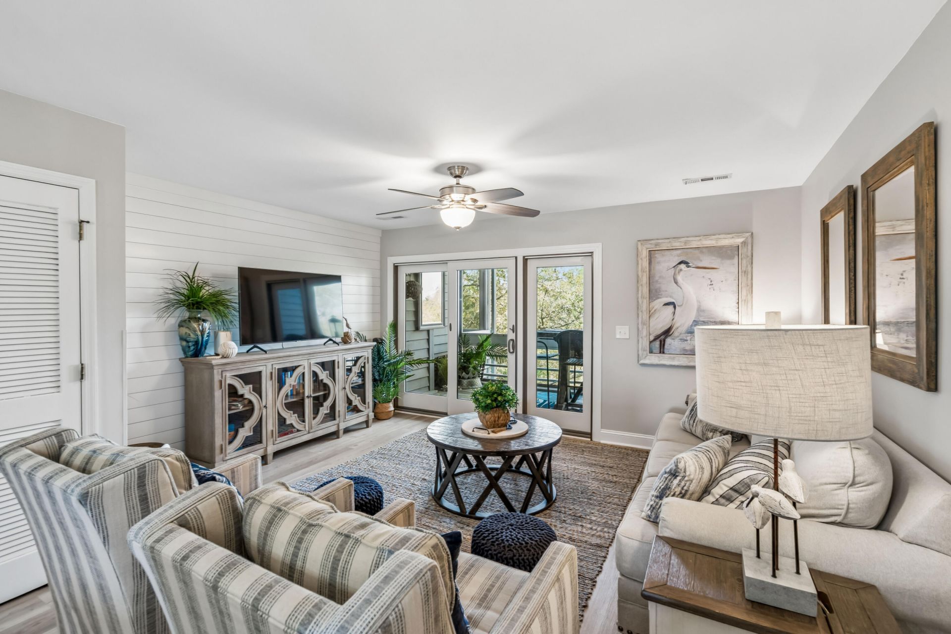 2412 Racquet Club Drive Photo 21
