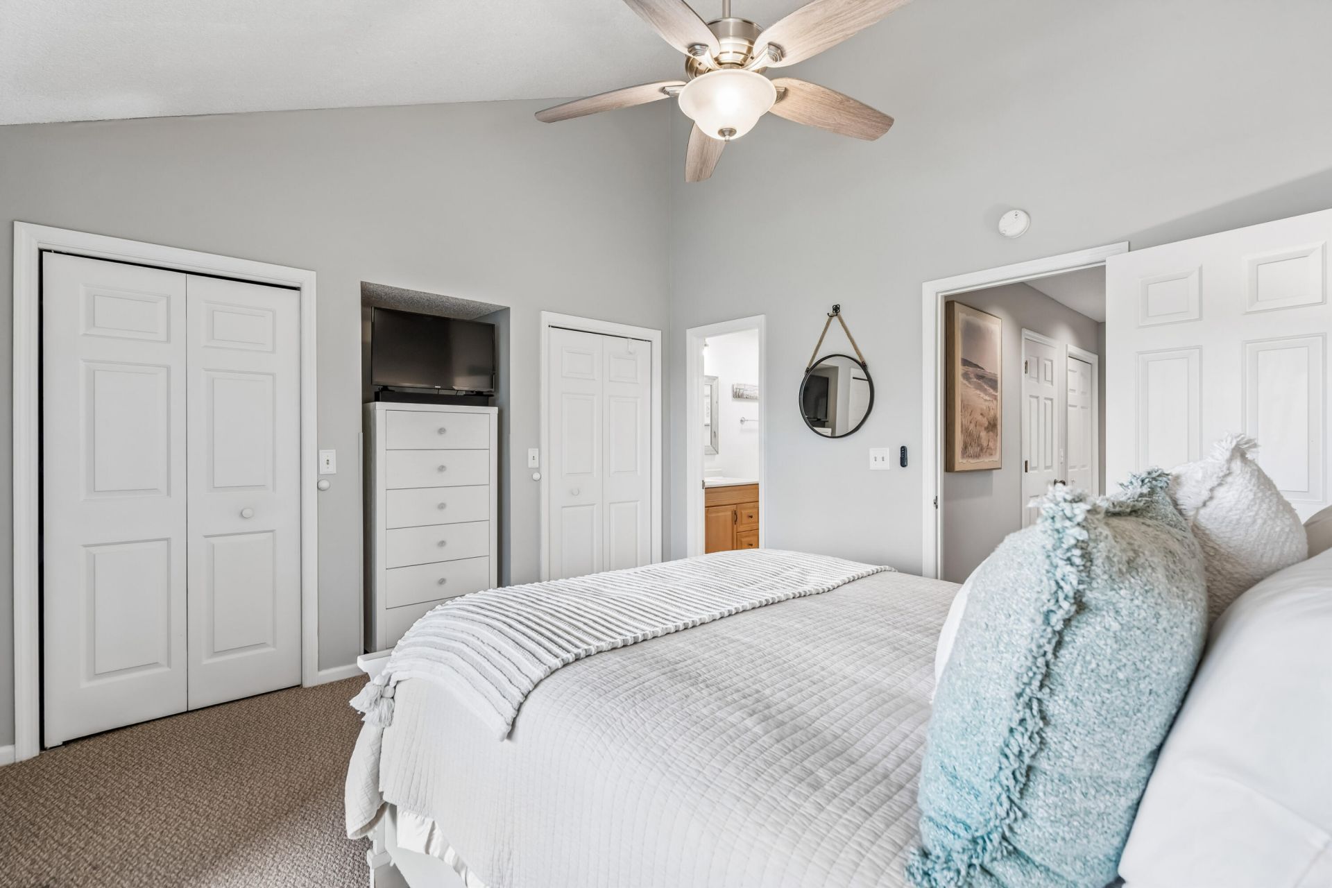 2412 Racquet Club Drive Photo 28