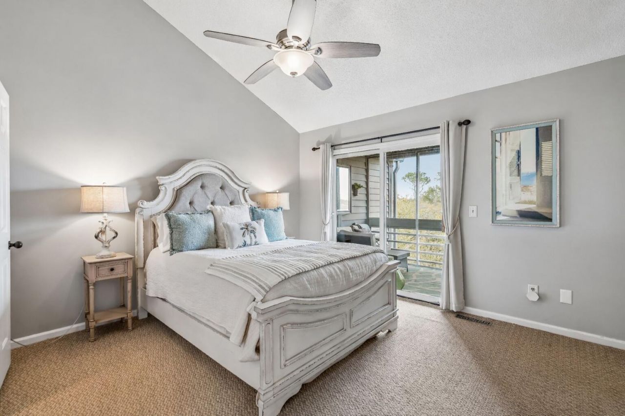 2412 Racquet Club Drive Photo 9