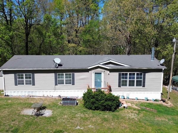 1635 GR 402 Road, Lafe, AR 72436