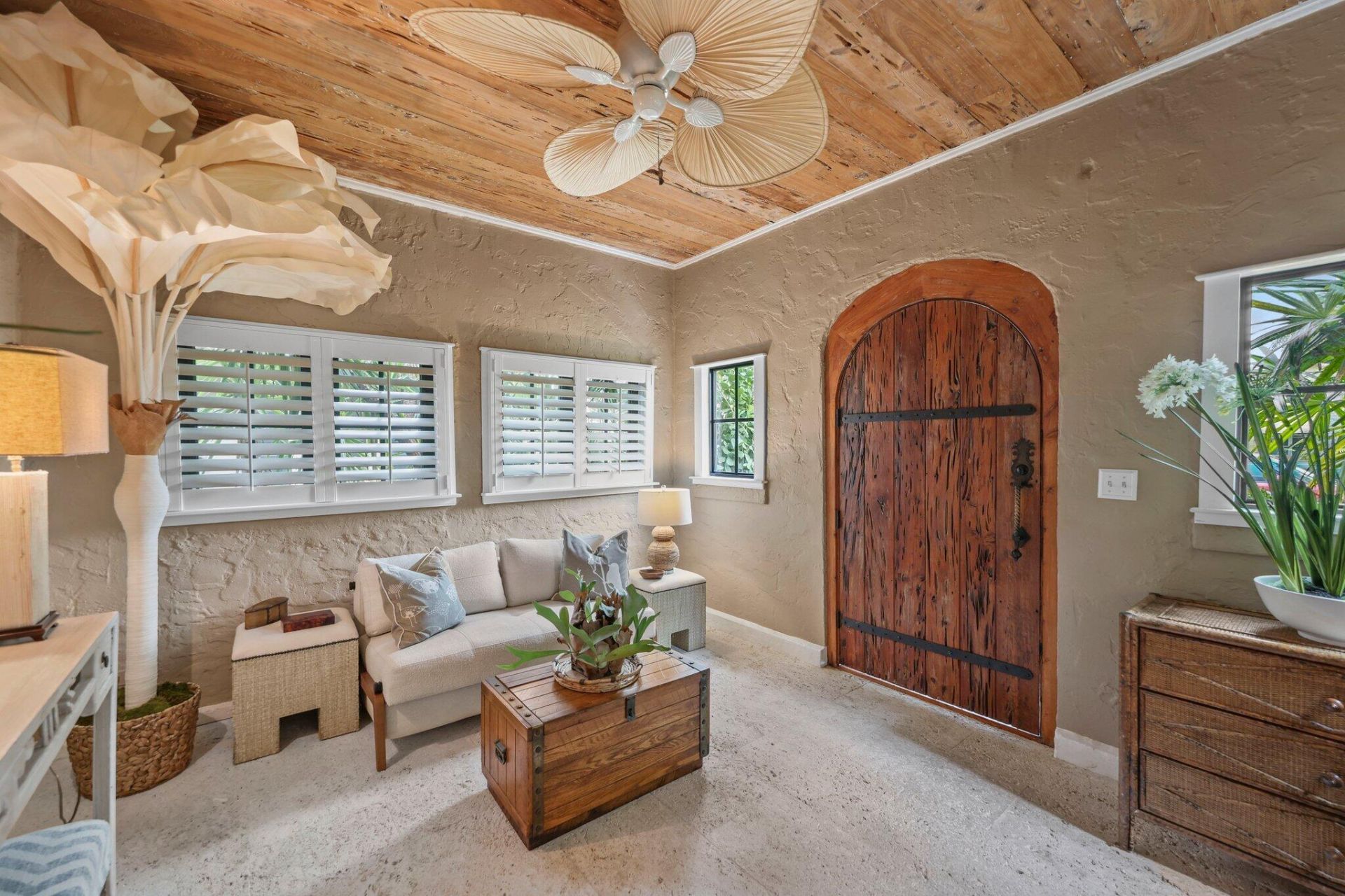 605 Sunset Road, West Palm Beach, FL 33401 Photo