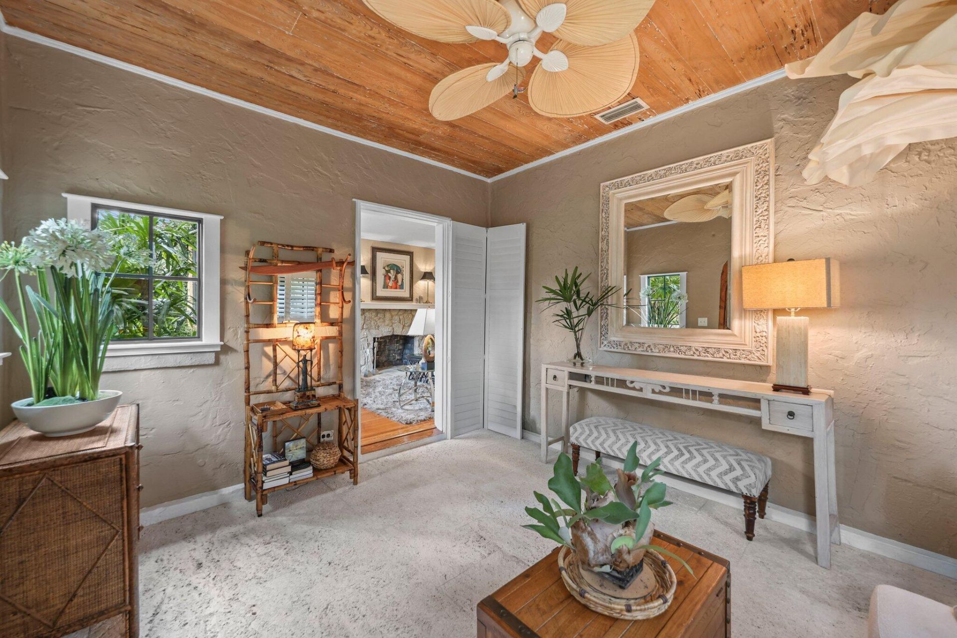 605 Sunset Road, West Palm Beach, FL 33401 Photo