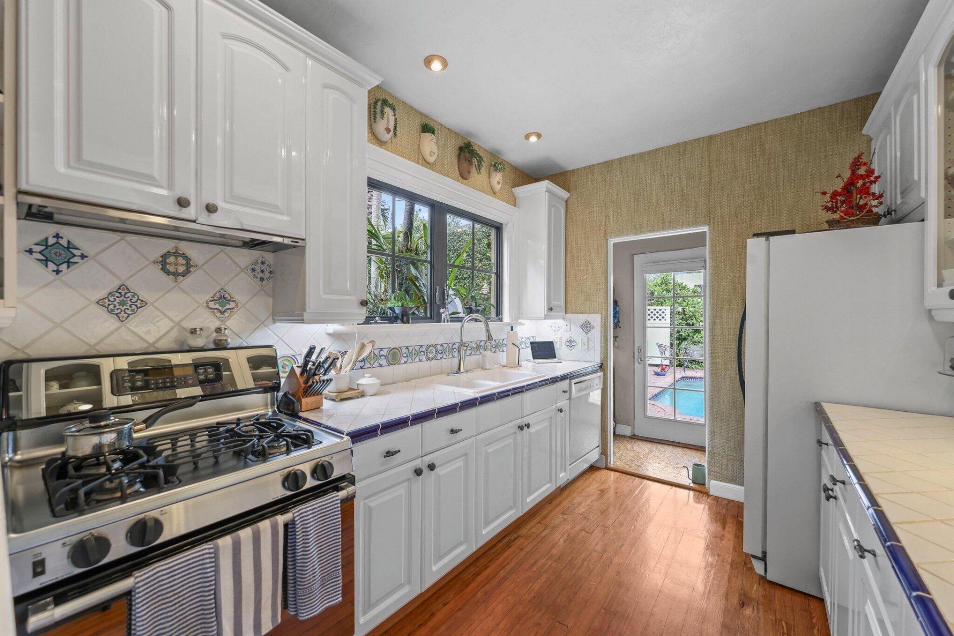 605 Sunset Road, West Palm Beach, FL 33401 Photo