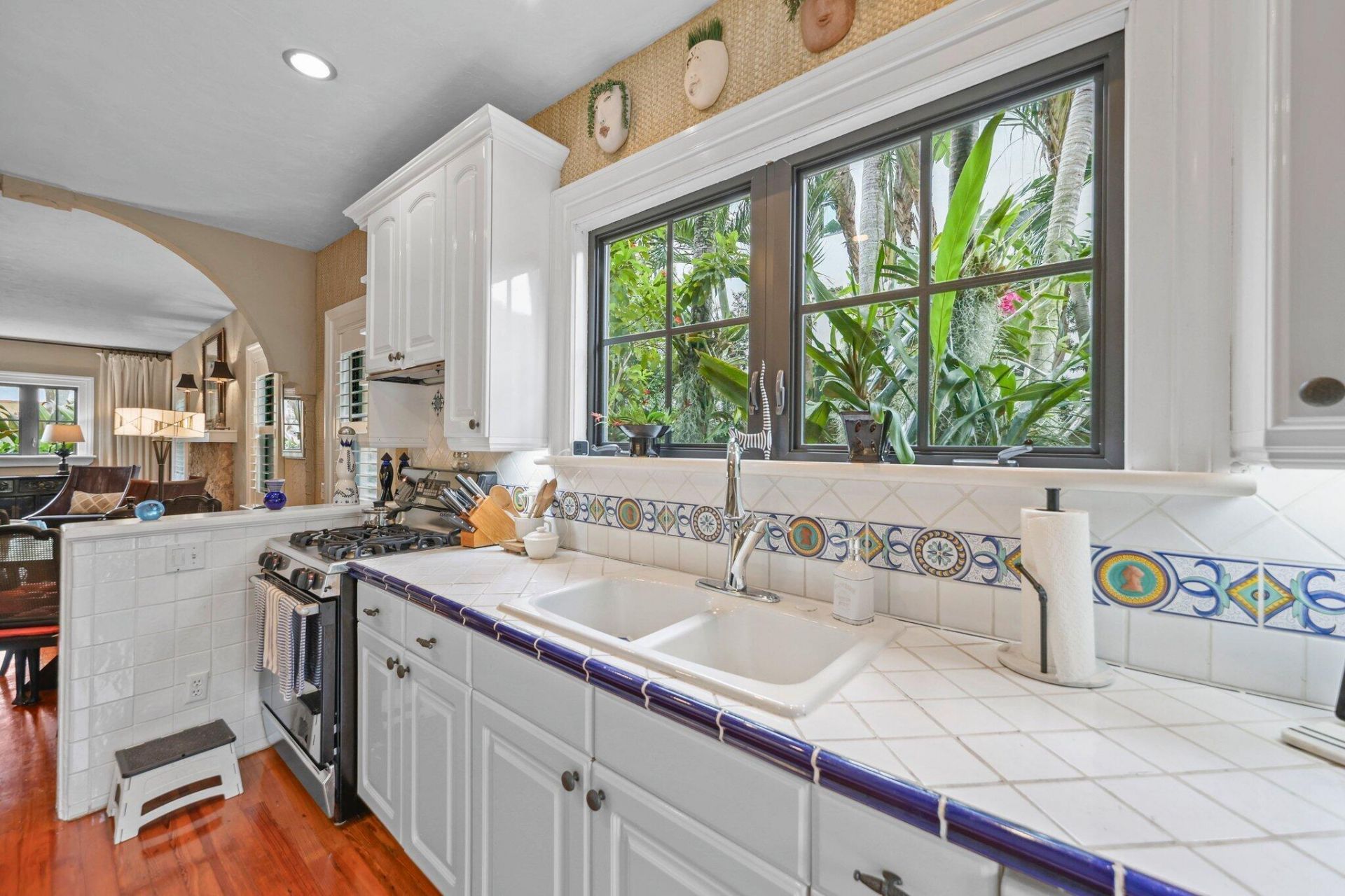 605 Sunset Road, West Palm Beach, FL 33401 Photo