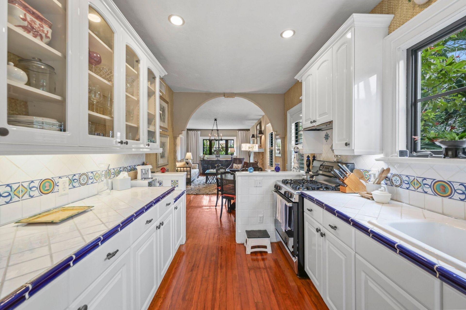 605 Sunset Road, West Palm Beach, FL 33401 Photo