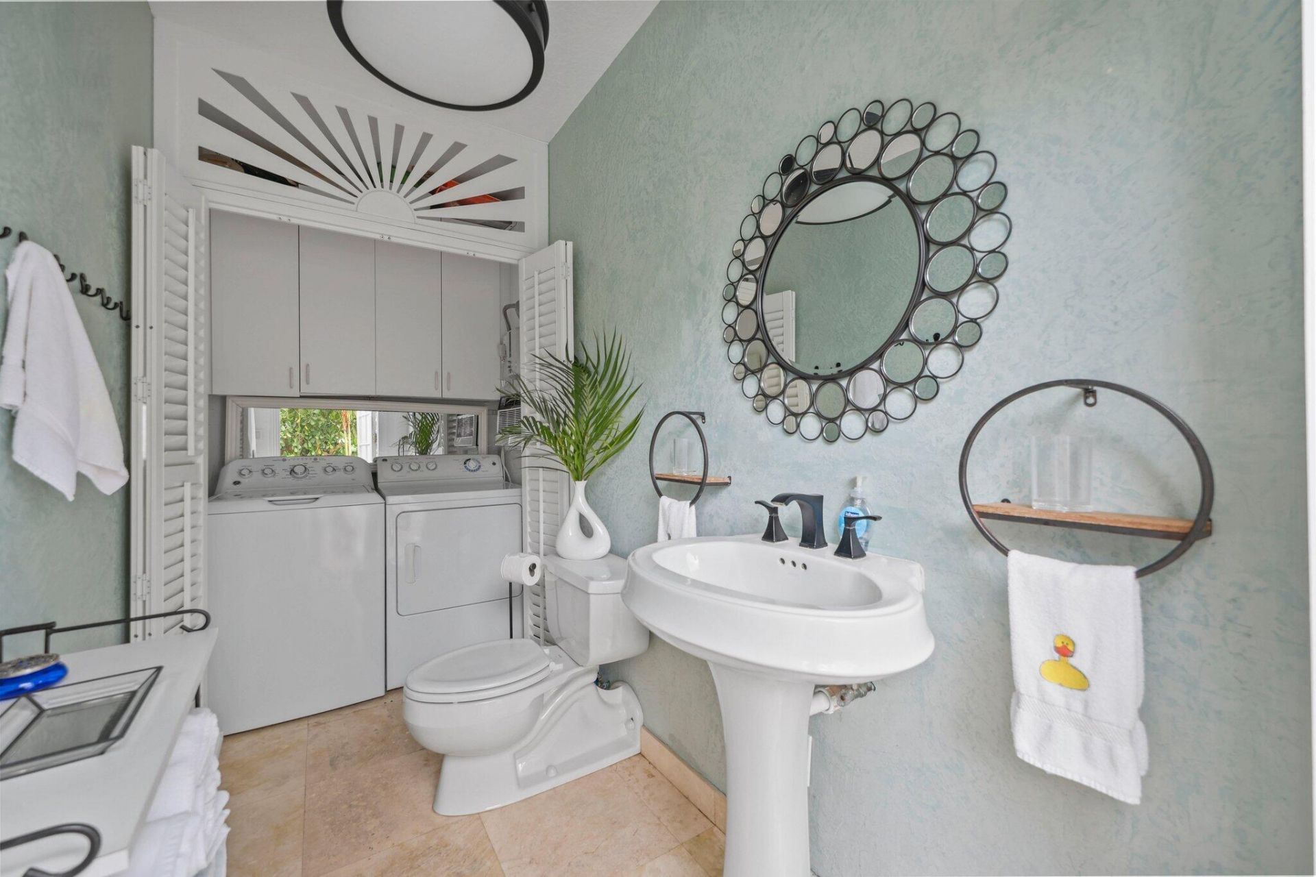 605 Sunset Road, West Palm Beach, FL 33401 Photo