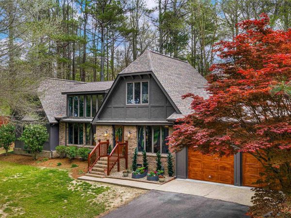 1142 Rainbow Avenue N, Rainsville, AL 35986