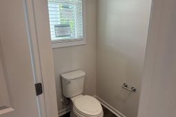 844 Huxley Lane  photo 4