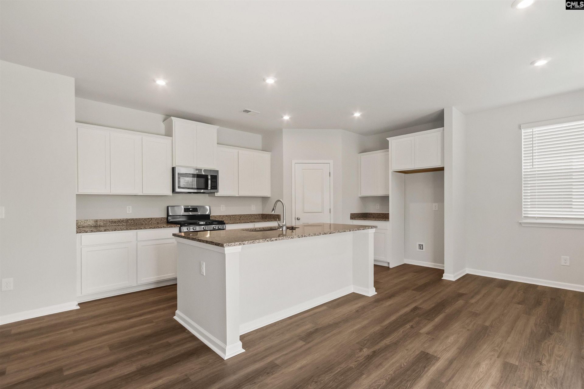 715 Miller Tree Way  Photo 9