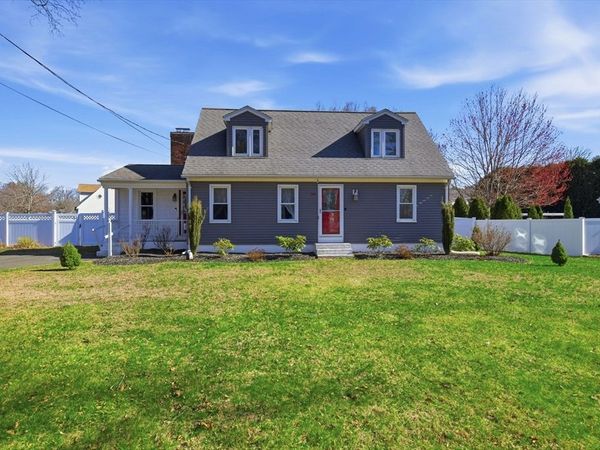 390 Barry Street, Agawam, MA 01030