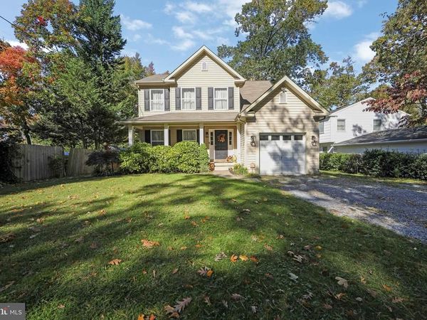 11 EVERGREEN ROAD, MOUNT LAUREL, NJ 08054