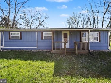 15 MILL DRIVE, DILLSBURG, PA 17019