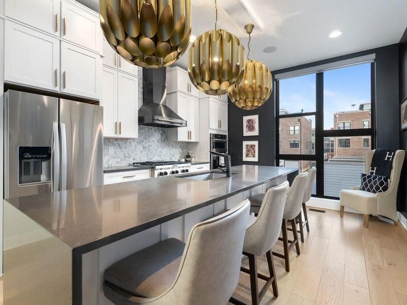 802 N 6th Street, Columbus, OH 43215 Photo 14