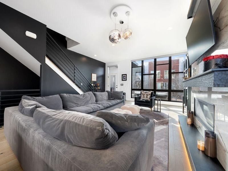 802 N 6th Street, Columbus, OH 43215 Photo 24