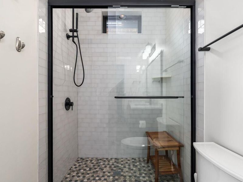 802 N 6th Street, Columbus, OH 43215 Photo 48