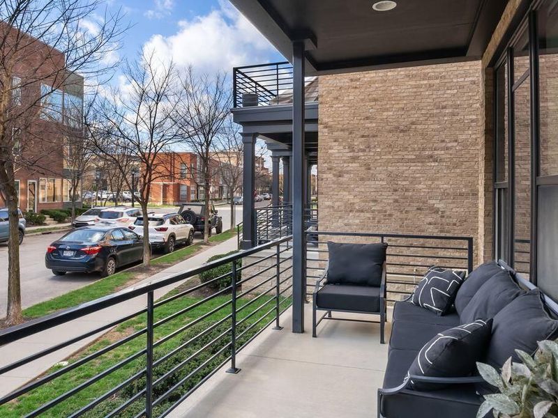 802 N 6th Street, Columbus, OH 43215 Photo 5