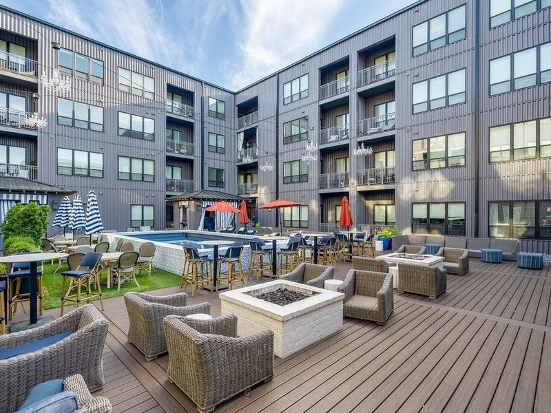 802 N 6th Street, Columbus, OH 43215 Photo 66