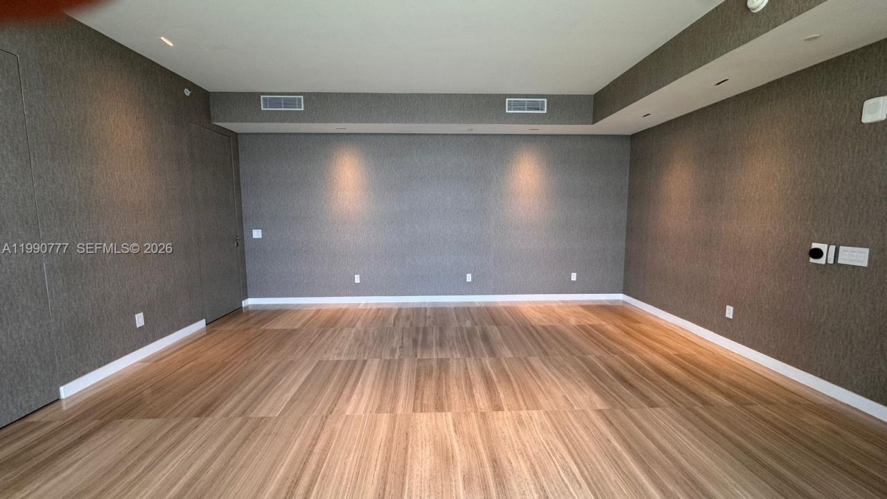 18975 Collins Ave , Unit 2500, Sunny Isles Beach, FL 33160 Photo