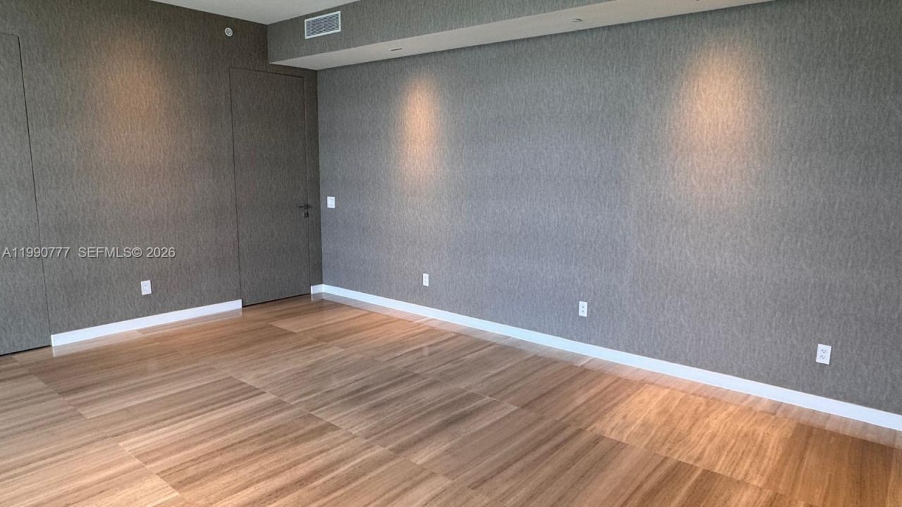 18975 Collins Ave , Unit 2500, Sunny Isles Beach, FL 33160 Photo