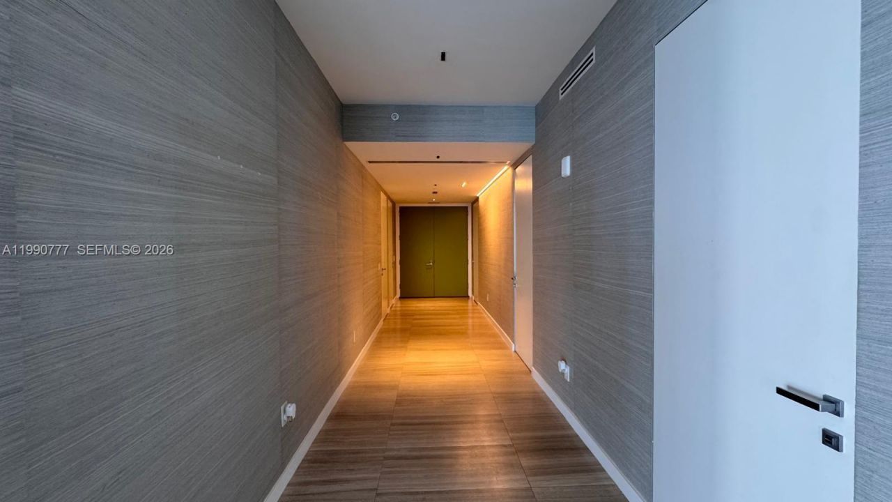 18975 Collins Ave , Unit 2500, Sunny Isles Beach, FL 33160 Photo