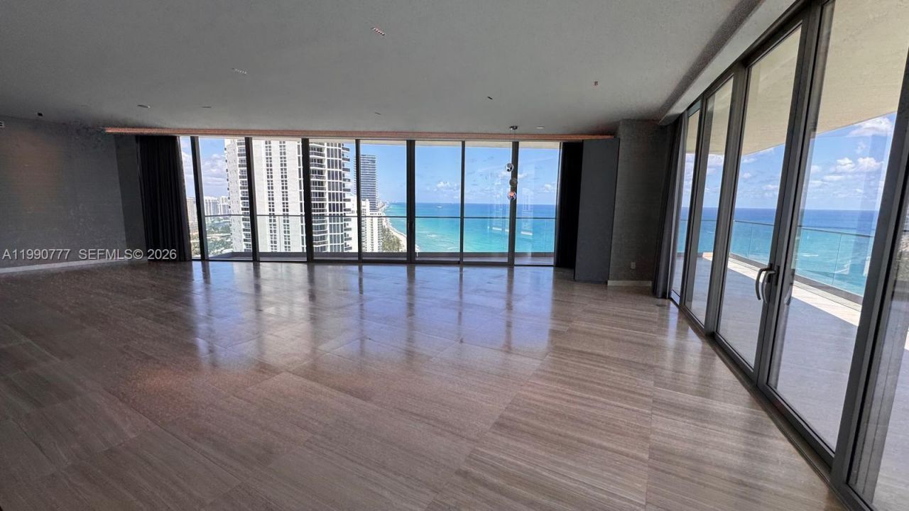 18975 Collins Ave , Unit 2500, Sunny Isles Beach, FL 33160 Photo