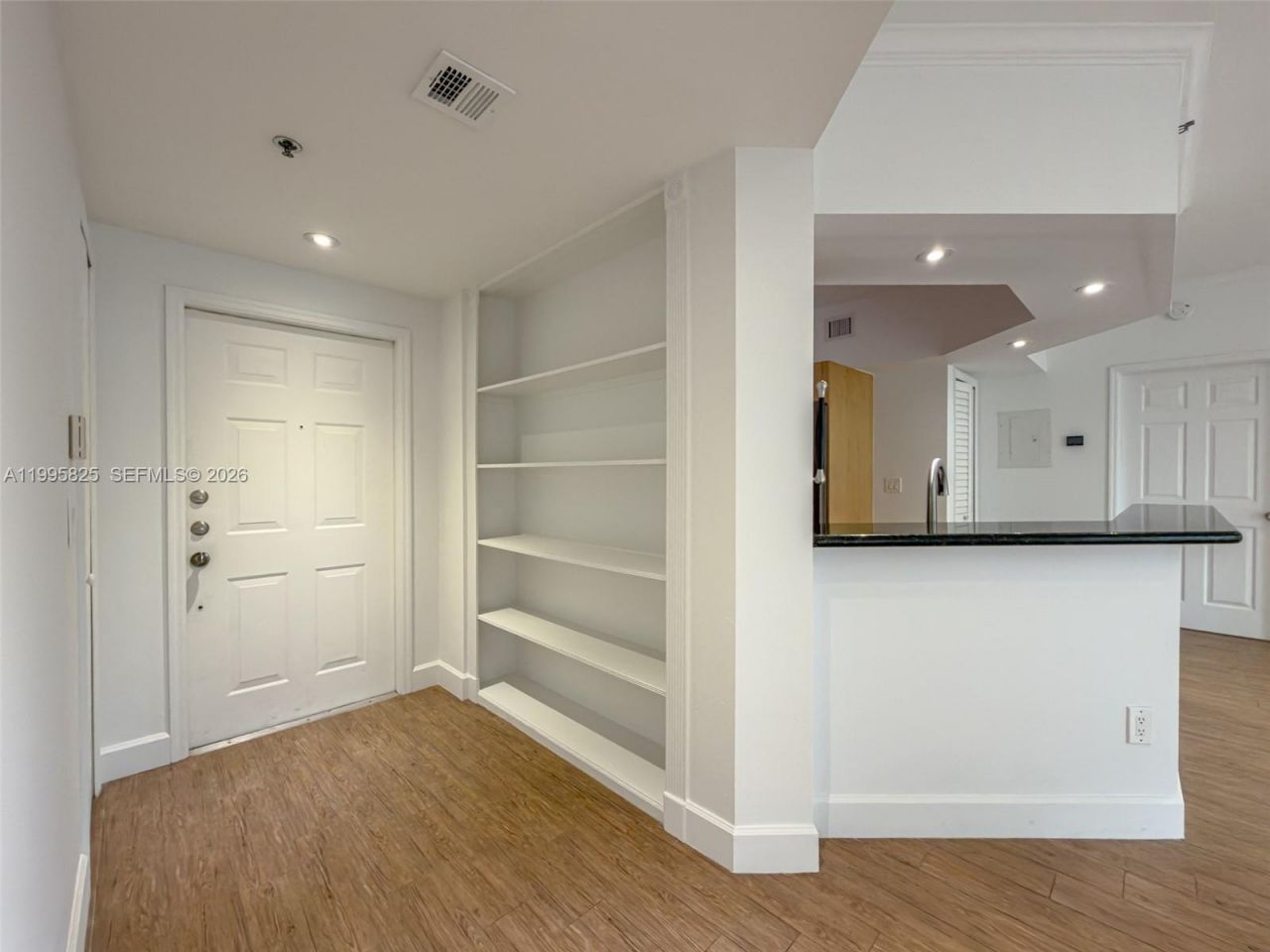 3245 NE 184th St, Unit 13405, Aventura, FL 33160 Photo