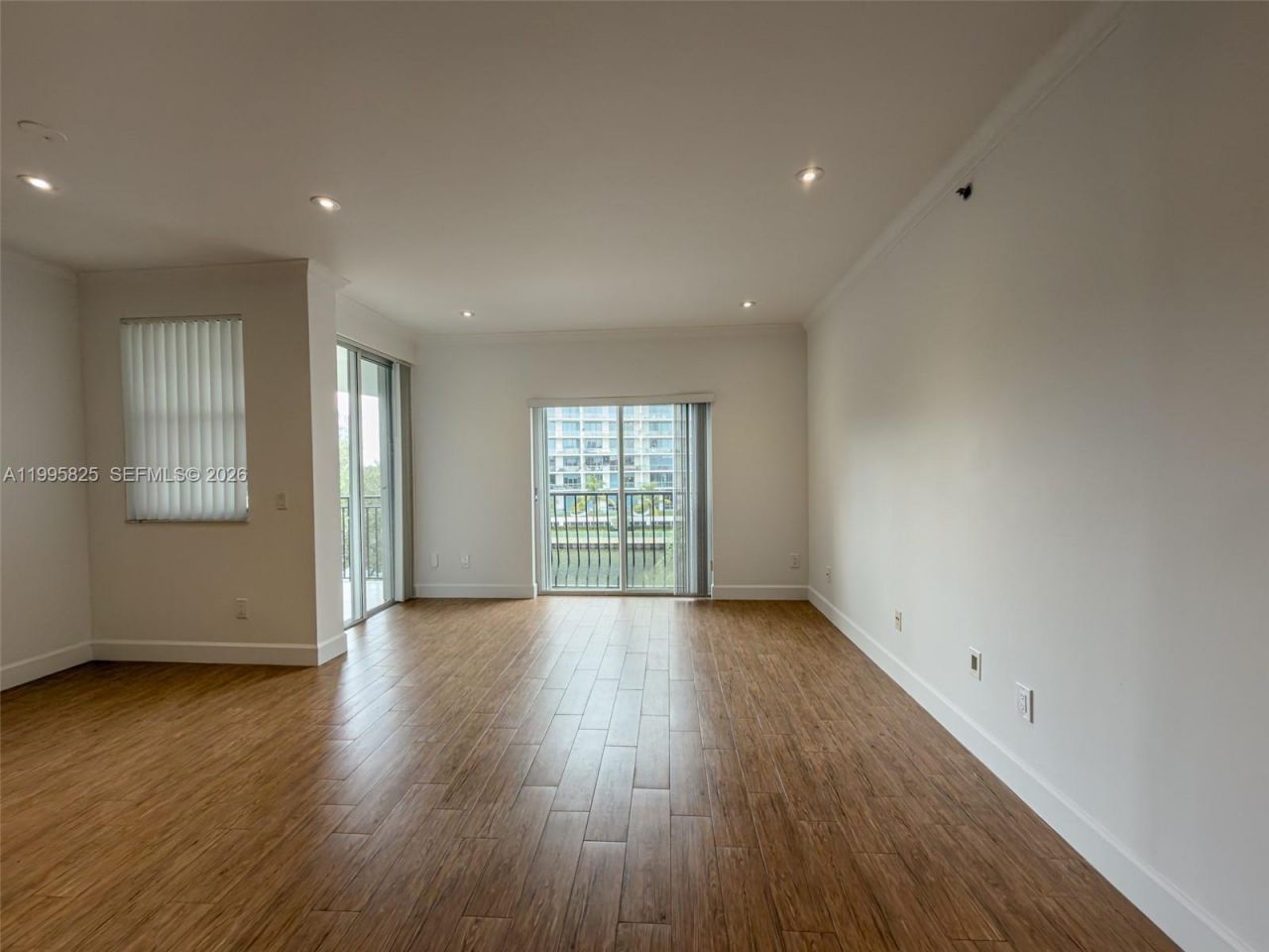 3245 NE 184th St, Unit 13405, Aventura, FL 33160 Photo