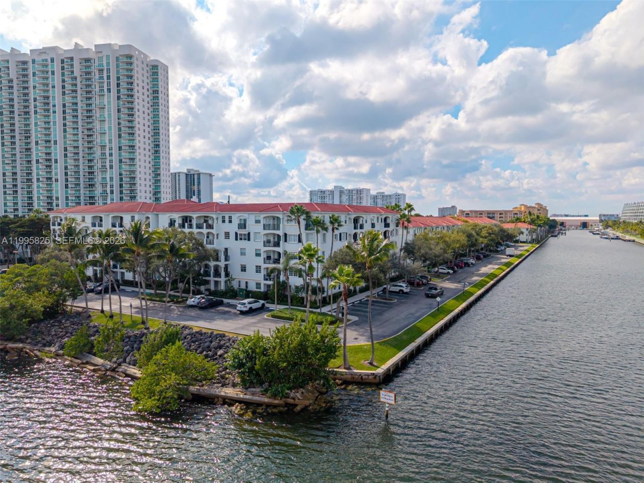 3245 NE 184th St, Unit 13405, Aventura, FL 33160 Photo