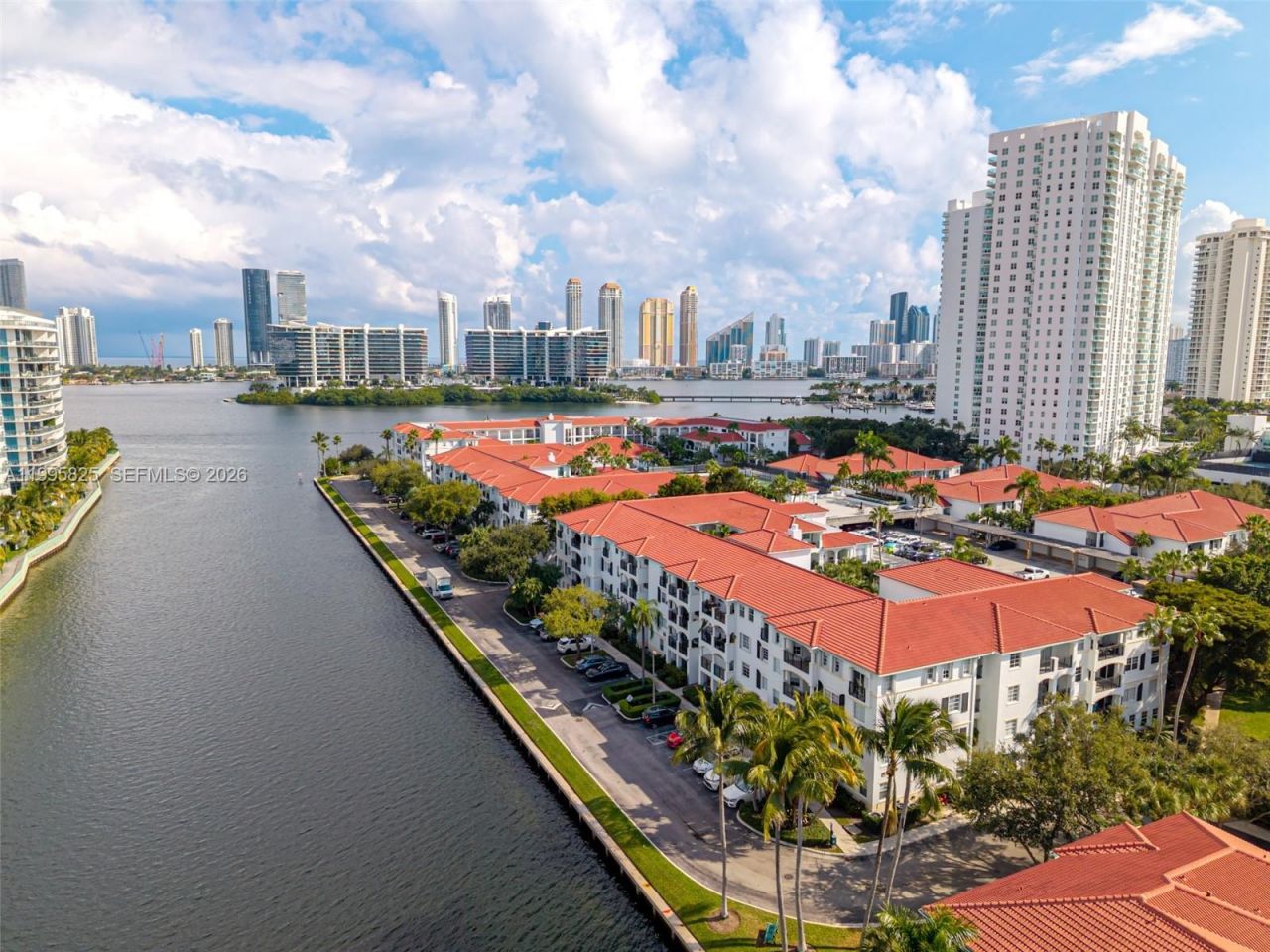 3245 NE 184th St, Unit 13405, Aventura, FL 33160 Photo