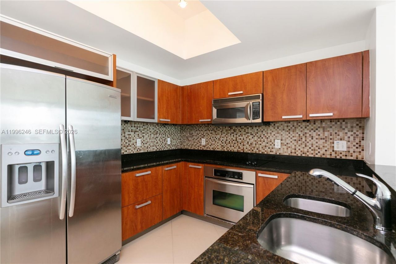 3131 NE 188th St, Unit 2-1010, Aventura, FL 33180 Photo