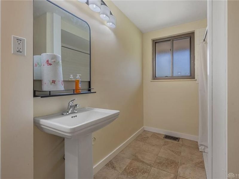 816 Burman Avenue, Trotwood, OH 45426 Photo 19