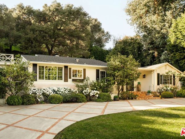 2533 Benedict Canyon Drive, Beverly Hills, CA 90210