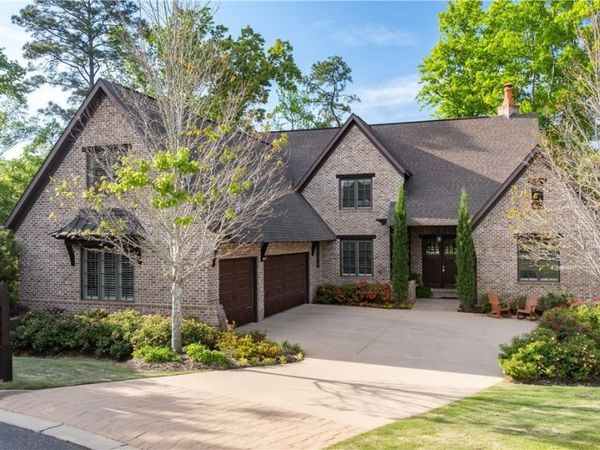 6333 Woodlands Trail Place, Tuscaloosa, AL 35406