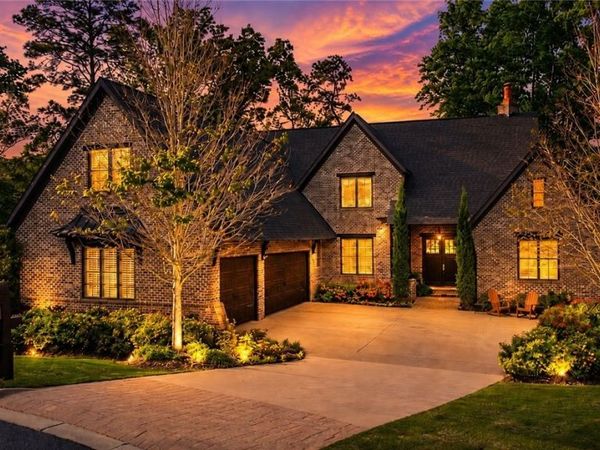 6333 Woodlands Trail Place, Tuscaloosa, AL 35406