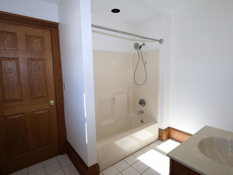 12354 Mary Street, Howard, OH 43028 Photo 16