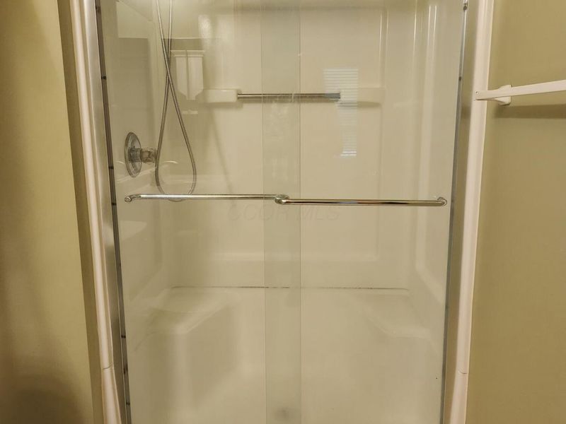 1381 Hillview Circle W, Newark, OH 43055 Photo 11