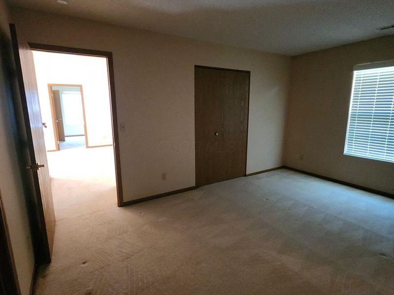 1381 Hillview Circle W, Newark, OH 43055 Photo 14