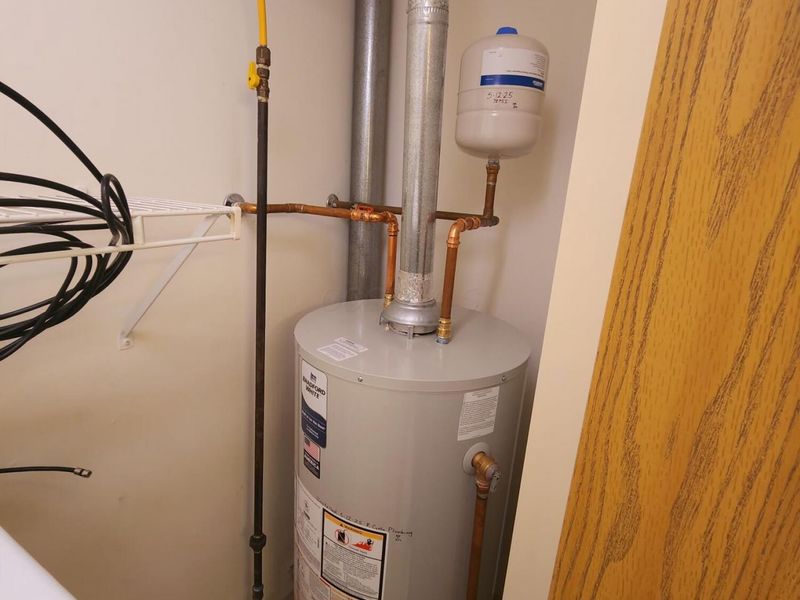 1381 Hillview Circle W, Newark, OH 43055 Photo 17