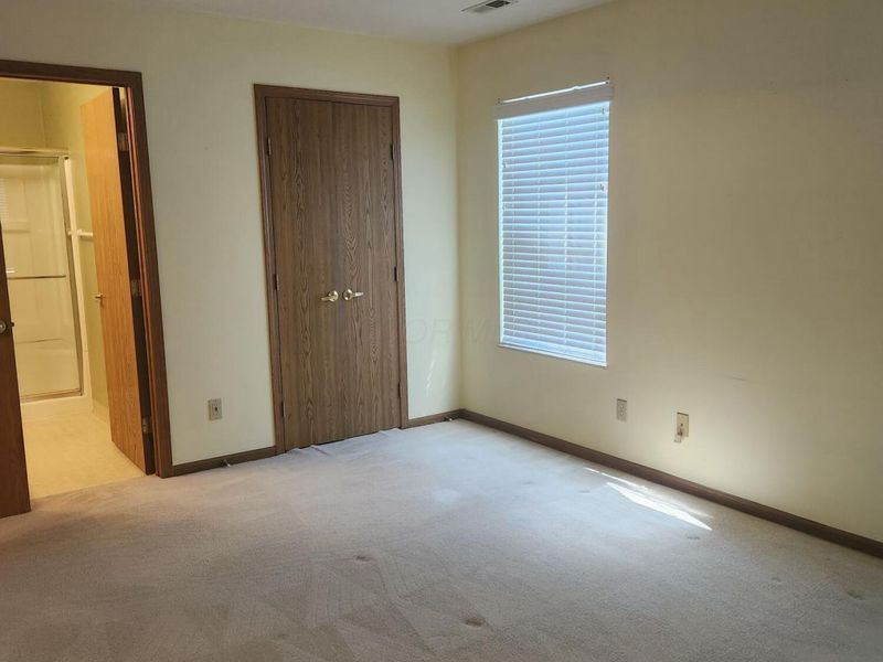 1381 Hillview Circle W, Newark, OH 43055 Photo 9