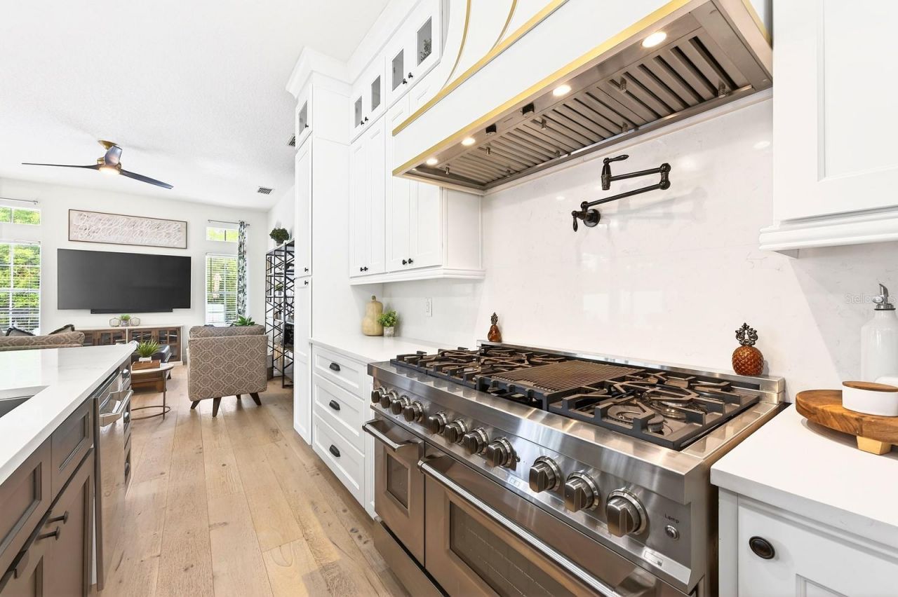 318 Tudor Spring Court, Orlando, FL 32828 Photo